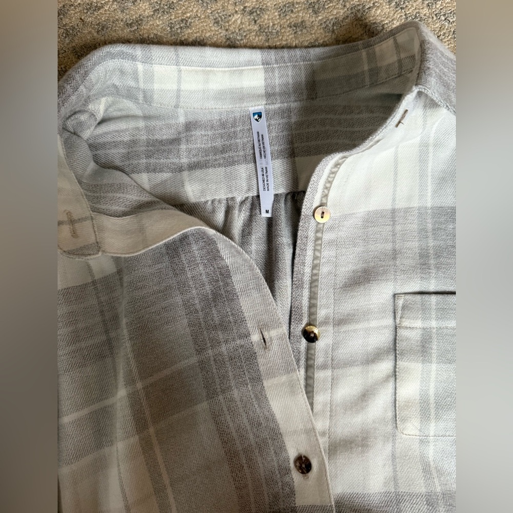 NWOT Kuhl Camila Flannel- Stone - Picture 10 of 10